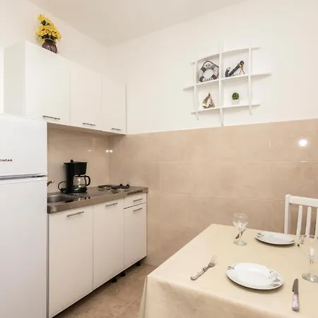 Stunning In With Wifi Apartment *