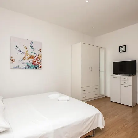 Apartman Cozy In With Wifi *