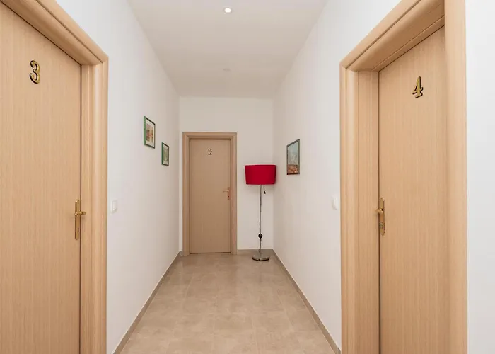 Cozy In With Wifi Apartment